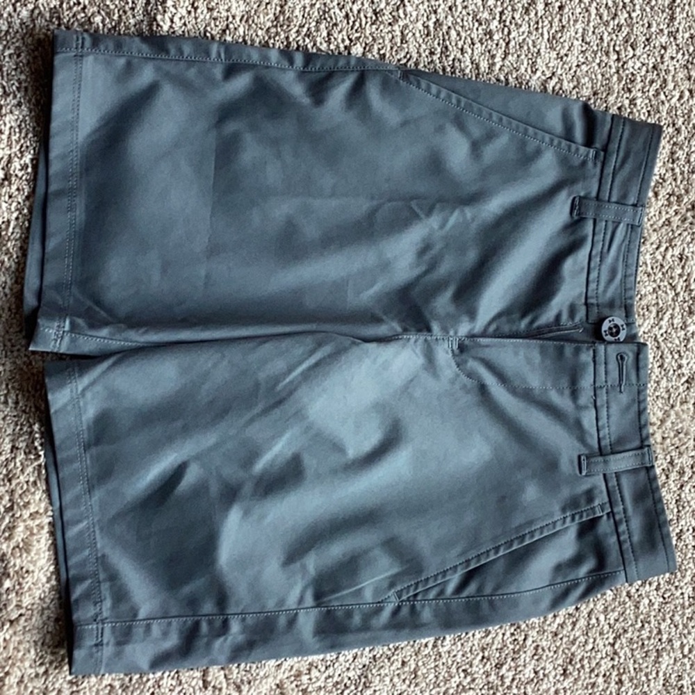 Boys Under Armour shorts
